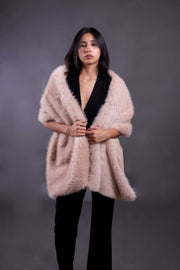 Chal de fiesta Lugano de pelo sintético suave