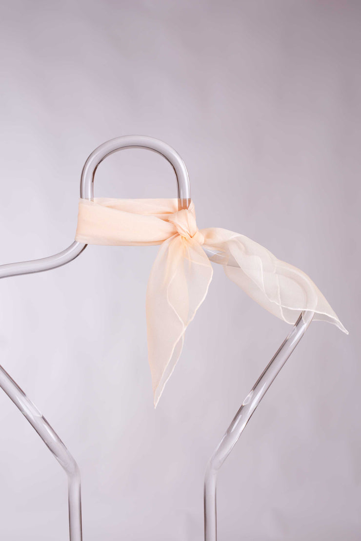 Pañuelo Cuadrado Gasa Seda Natural Pintado a Mano 55x55cm