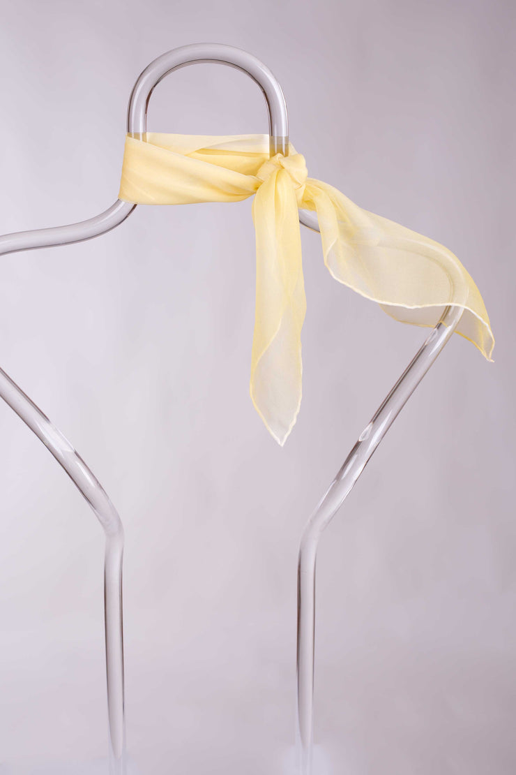 Pañuelo Cuadrado Gasa Seda Natural Pintado a Mano 55x55cm