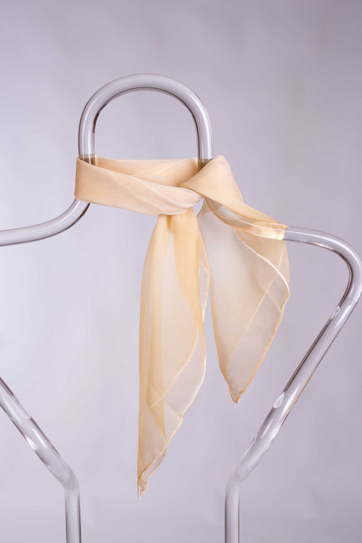 Pañuelo Cuadrado Gasa Seda Natural Pintado a Mano 55x55cm