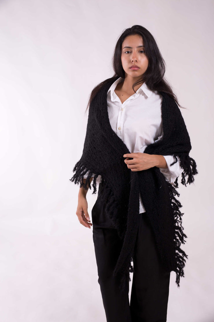 Mantón con Flecos Lana Gebe