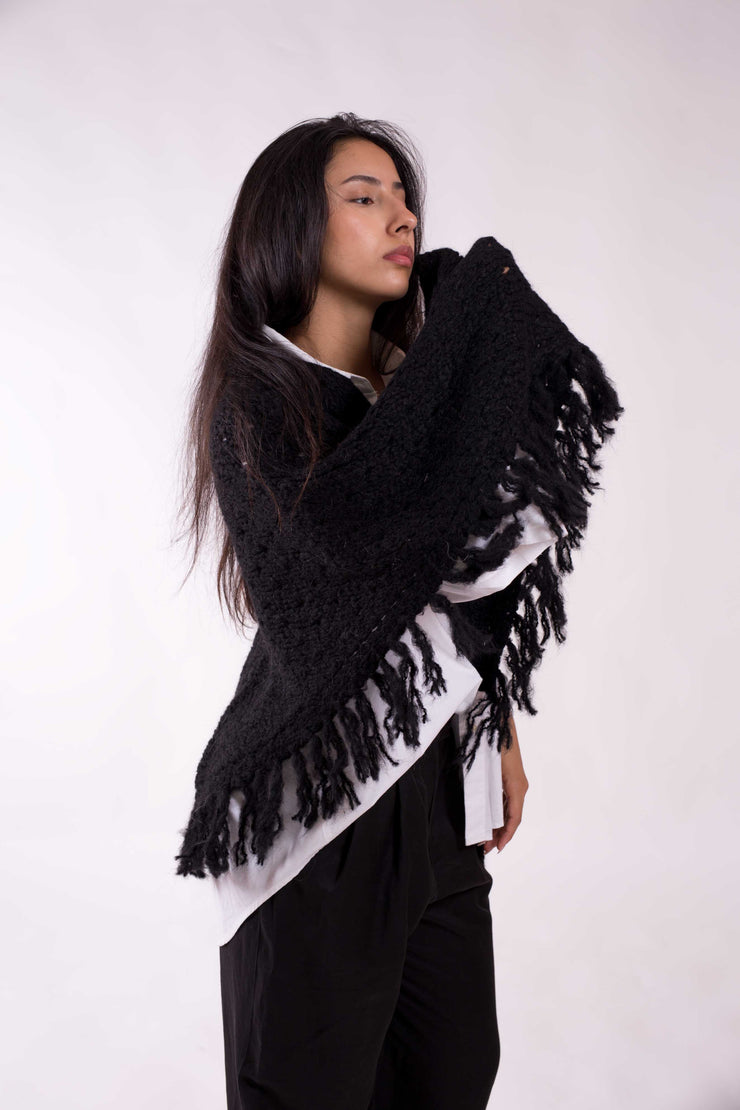 Mantón con Flecos Lana Gebe