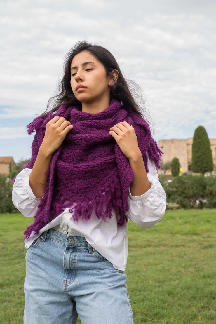 Mantón con Flecos Lana Gebe