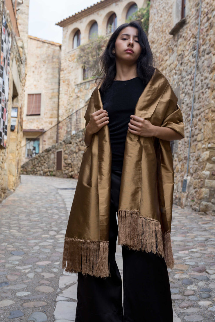 Chal Fiesta Tafetán con Flecos