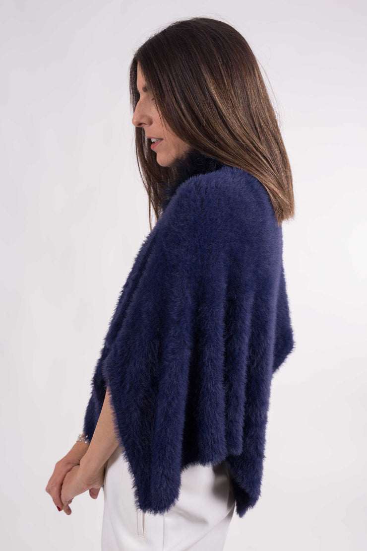 Poncho Trendy Plumas