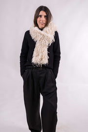 Bufanda Tíboli de pelo sintético en beige o negro – Estilo cálido y original para invierno