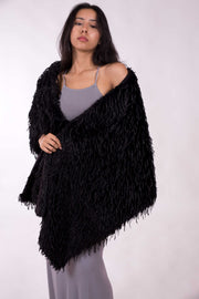 Chal de fiesta Tíboli ,elegante en piel sintética beige o negro – Estilo cálido y sofisticado para bodas y eventos