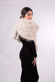 Chal de fiesta Tíboli ,elegante en piel sintética beige o negro – Estilo cálido y sofisticado para bodas y eventos