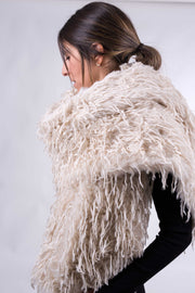 Chal de fiesta Tíboli ,elegante en piel sintética beige o negro – Estilo cálido y sofisticado para bodas y eventos