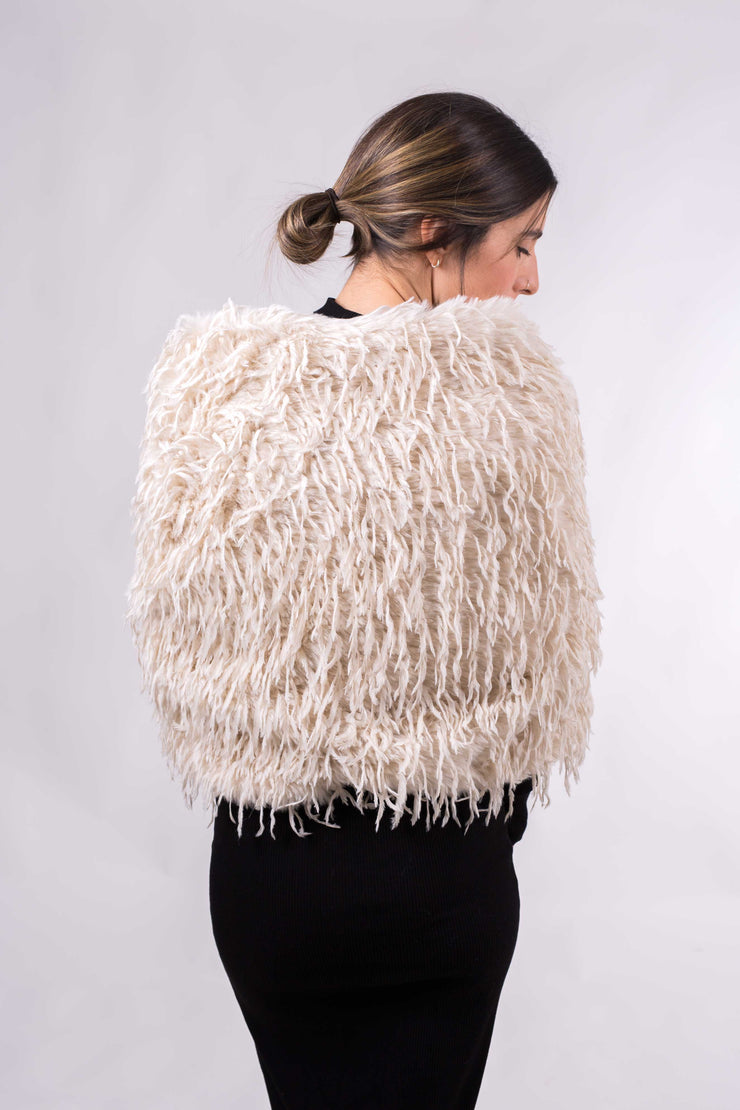 Chal de fiesta Tíboli ,elegante en piel sintética beige o negro – Estilo cálido y sofisticado para bodas y eventos