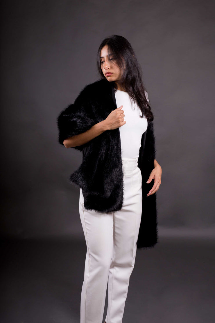 Chal de fiesta Lugano de pelo sintético suave